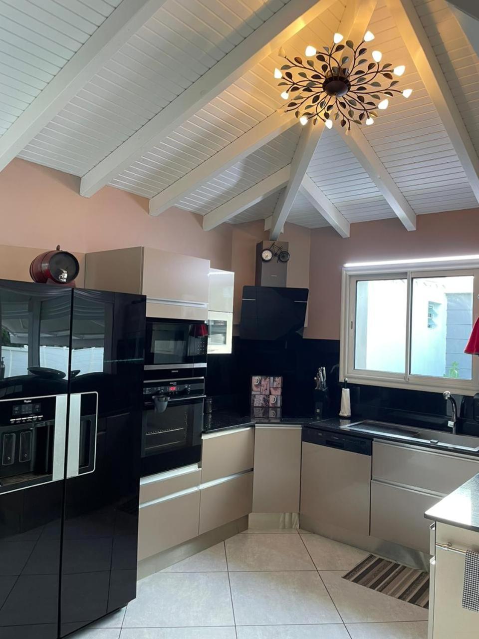 Villa Almeida A 500M De La Plage Courcelles Екстериор снимка
